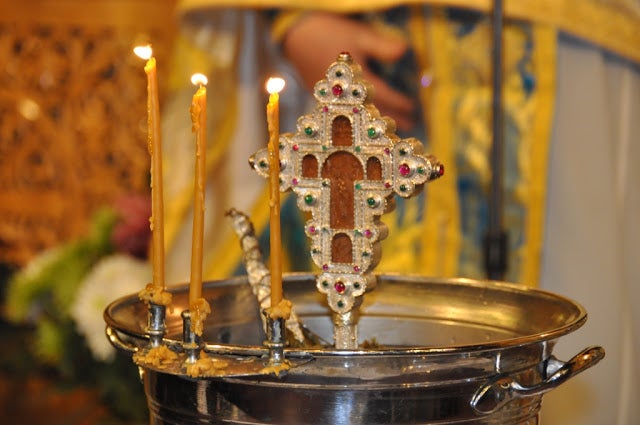 Σχέση Μικρού και Μεγάλου Αγιασμού κατά τους Κολλυβάδες και δη κατά τον Άγιο Αθανάσιο τον Πάριο